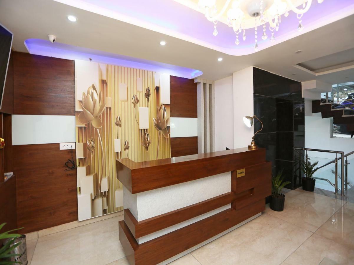 Oyo 35917 Vatika Heights Hotel McLeod Ganj Zewnętrze zdjęcie